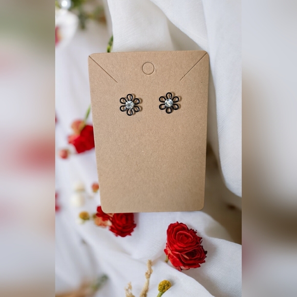 Black Rhinestone Flower Stud Earrings - Picture 1 of 2